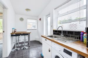 Kelburne Road